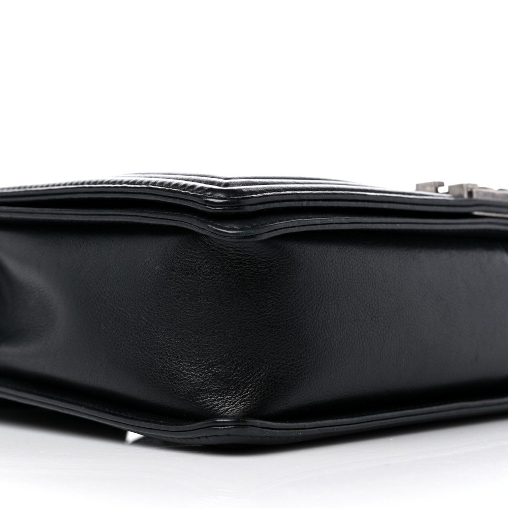 Calfskin Quilted Large Boy Flap Black Calfskin Quilted Large Boy Flap Black