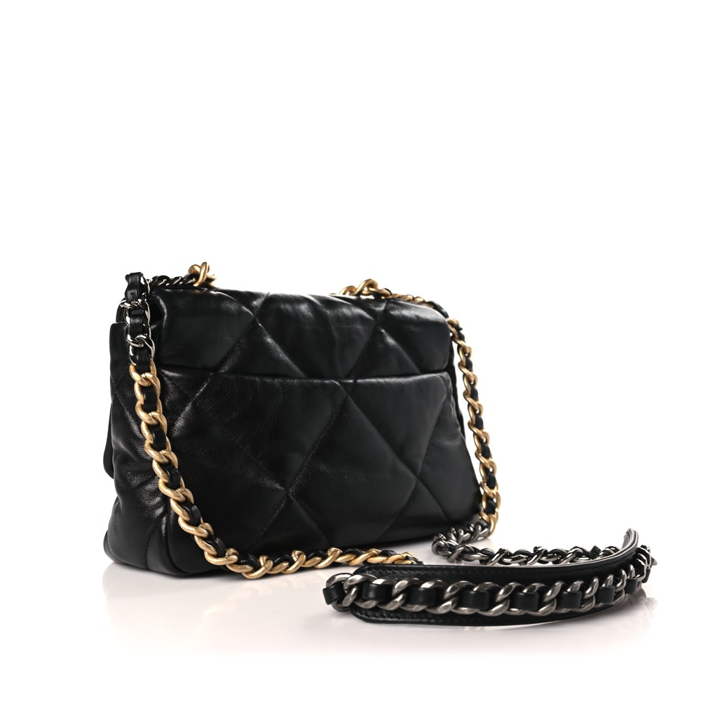 CHANEL MEDIUM 19 FLAP BAG CHANEL MEDIUM 19 FLAP BAG