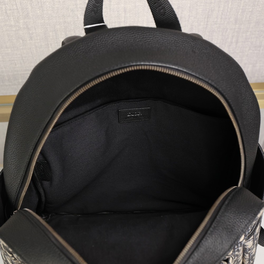 EXPLORER BACKPACK EXPLORER BACKPACK