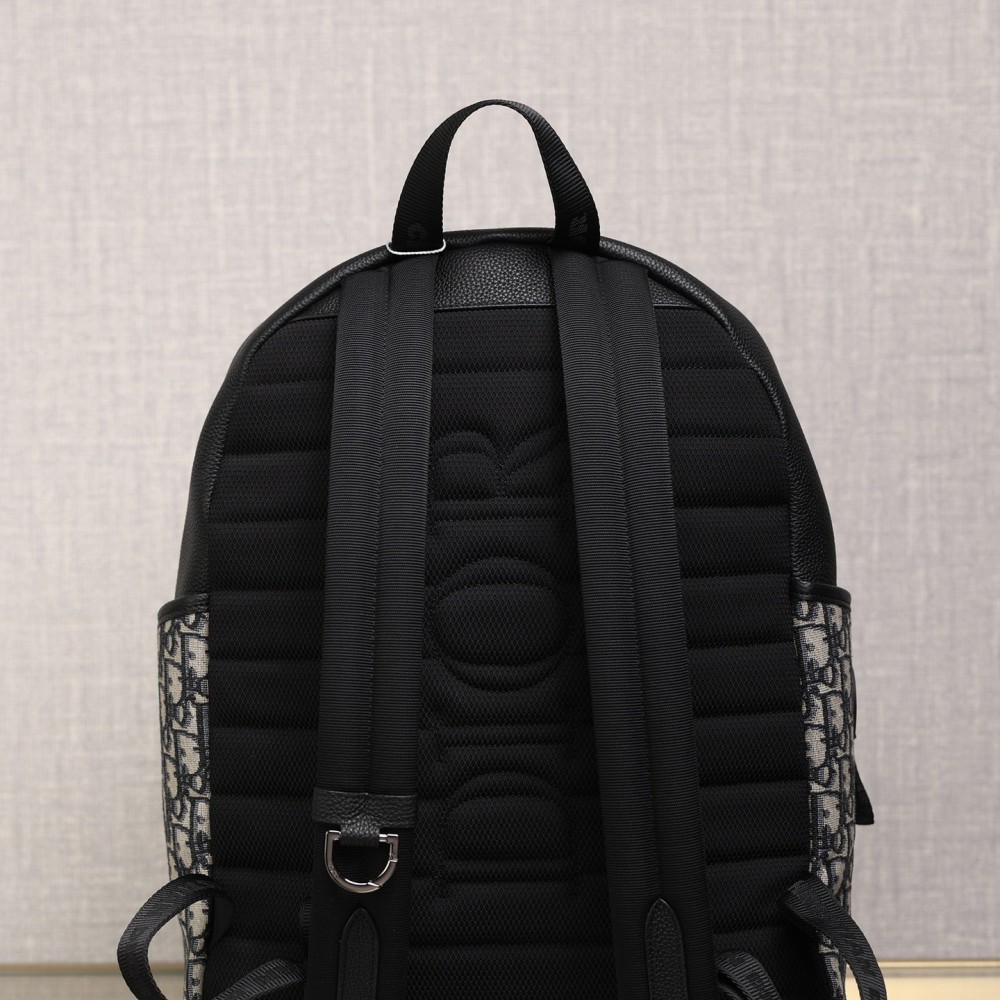 EXPLORER BACKPACK EXPLORER BACKPACK