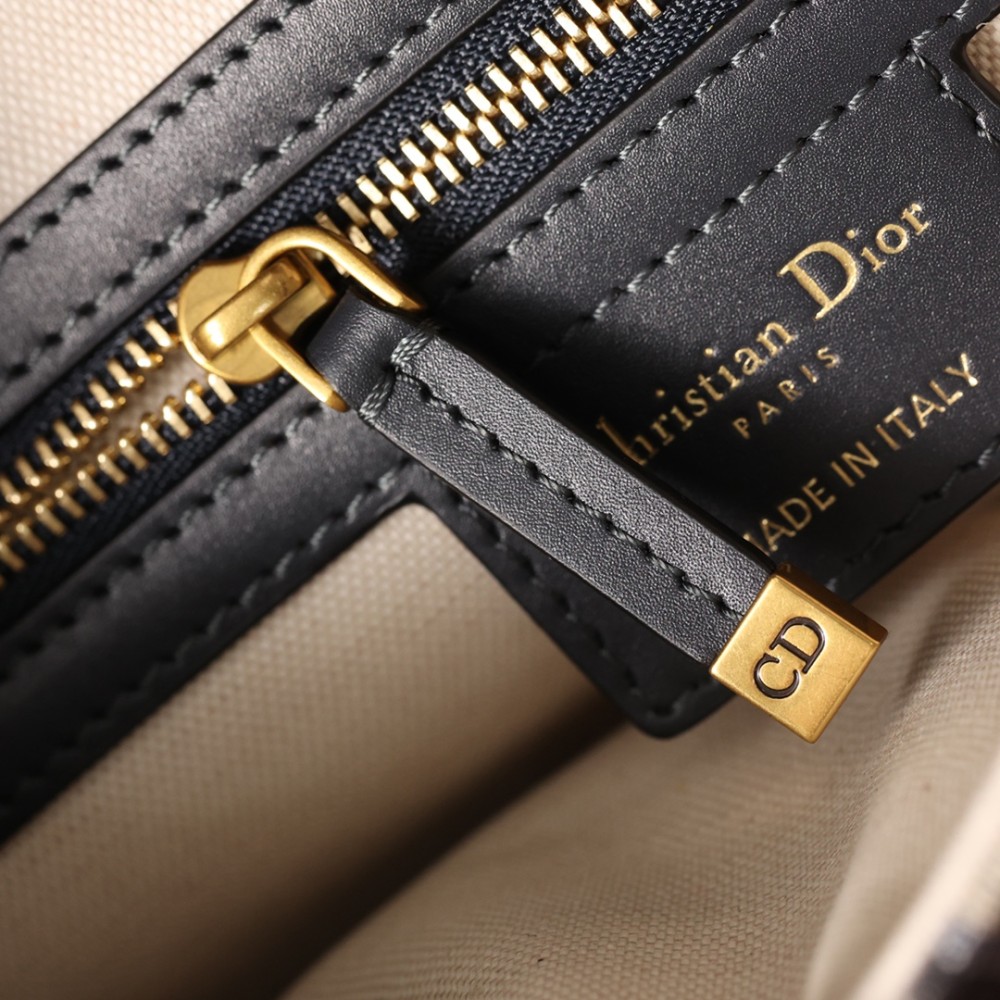 SADDLE BAG WITH STRAP SADDLE BAG WITH STRAP