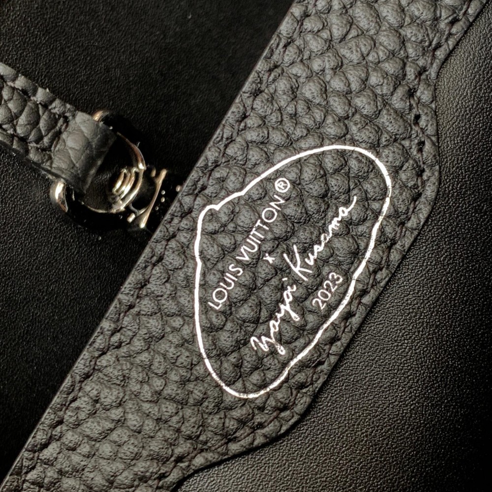 LV x YK Capucines MM LV x YK Capucines MM