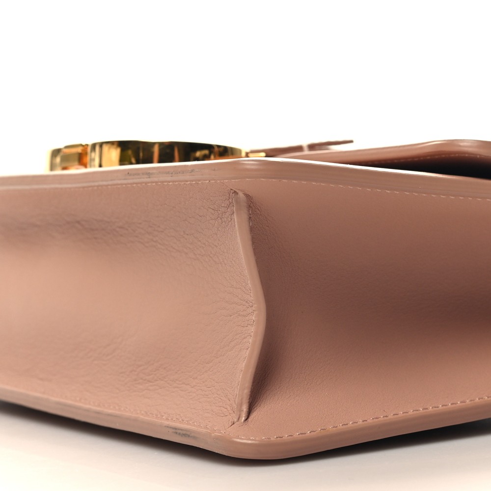 Smooth Calfskin 30 Montaigne Flap Bag Rose Des Vents Smooth Calfskin 30 Montaigne Flap Bag Rose Des Vents