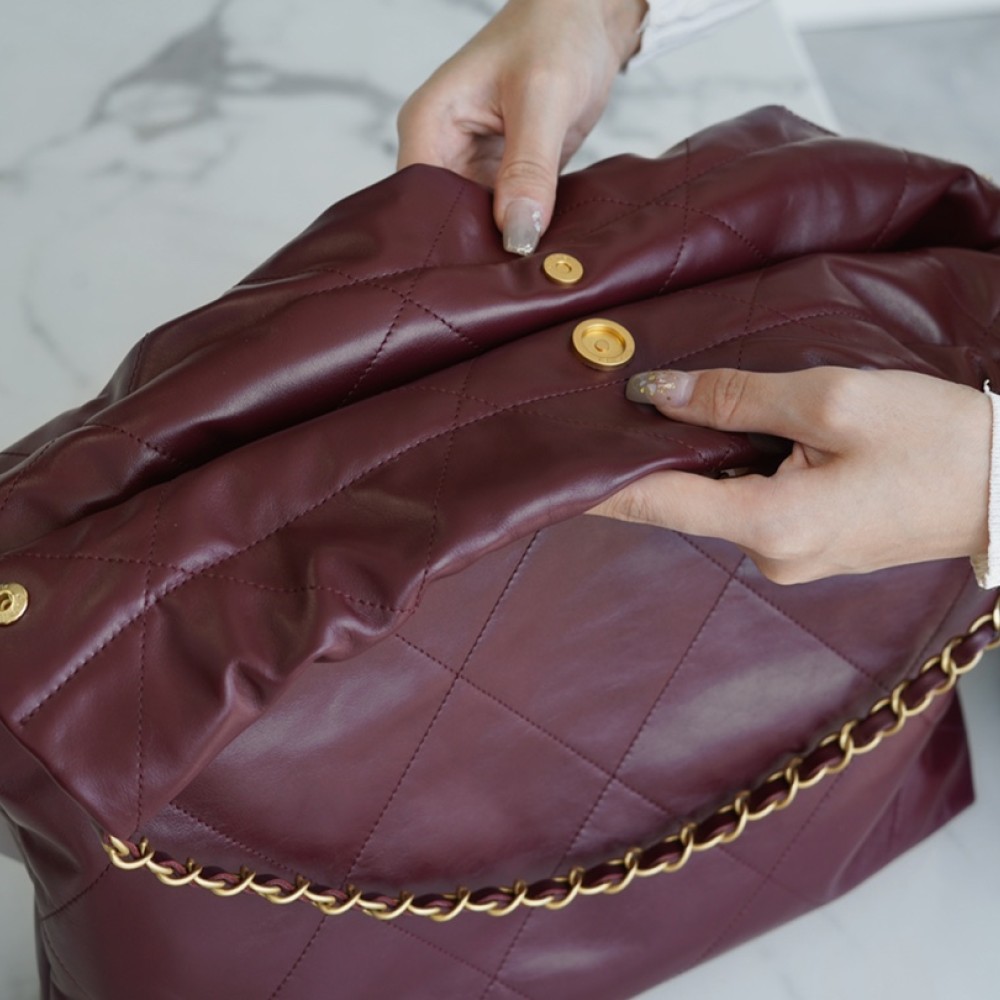 CHANEL 22 MEDIUM BAG CHANEL 22 MEDIUM BAG