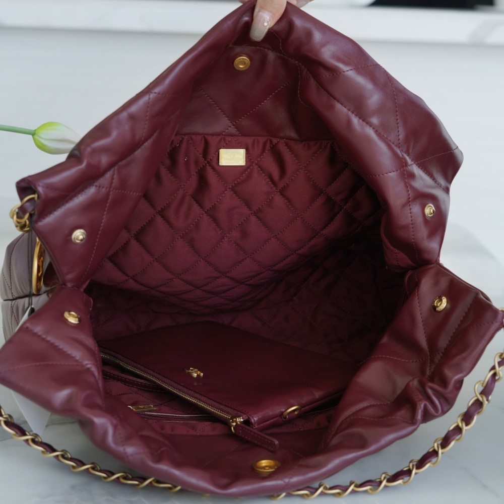 CHANEL 22 MEDIUM BAG CHANEL 22 MEDIUM BAG