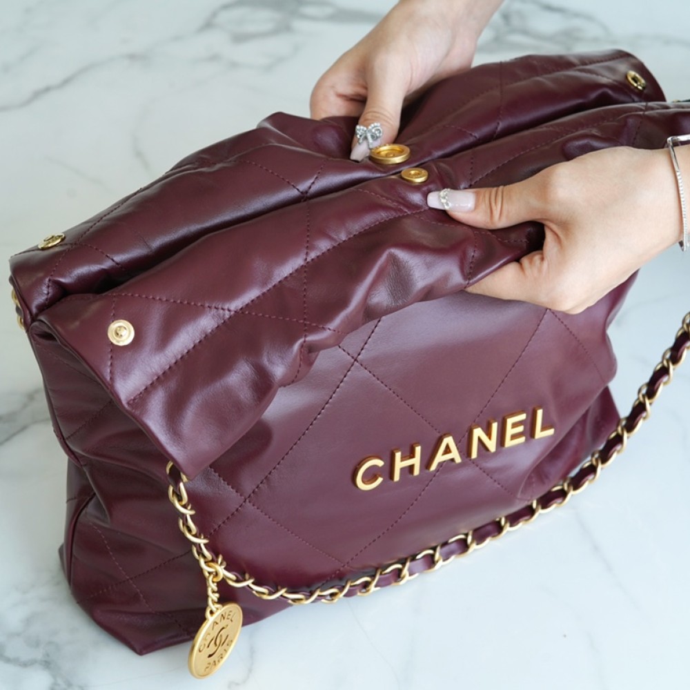 CHANEL 22 SMALL BAG CHANEL 22 SMALL BAG