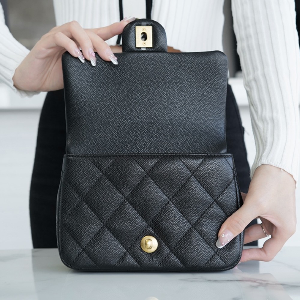 CHANEL LARGE SWEETHEART FLAP BAG CHANEL LARGE SWEETHEART FLAP BAG
