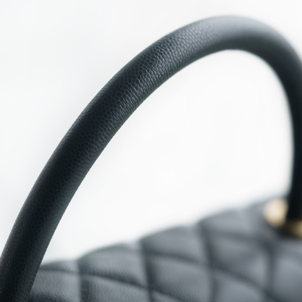 CHANEL MEDIUM HANDLE FLAP BAG CHANEL MEDIUM HANDLE FLAP BAG
