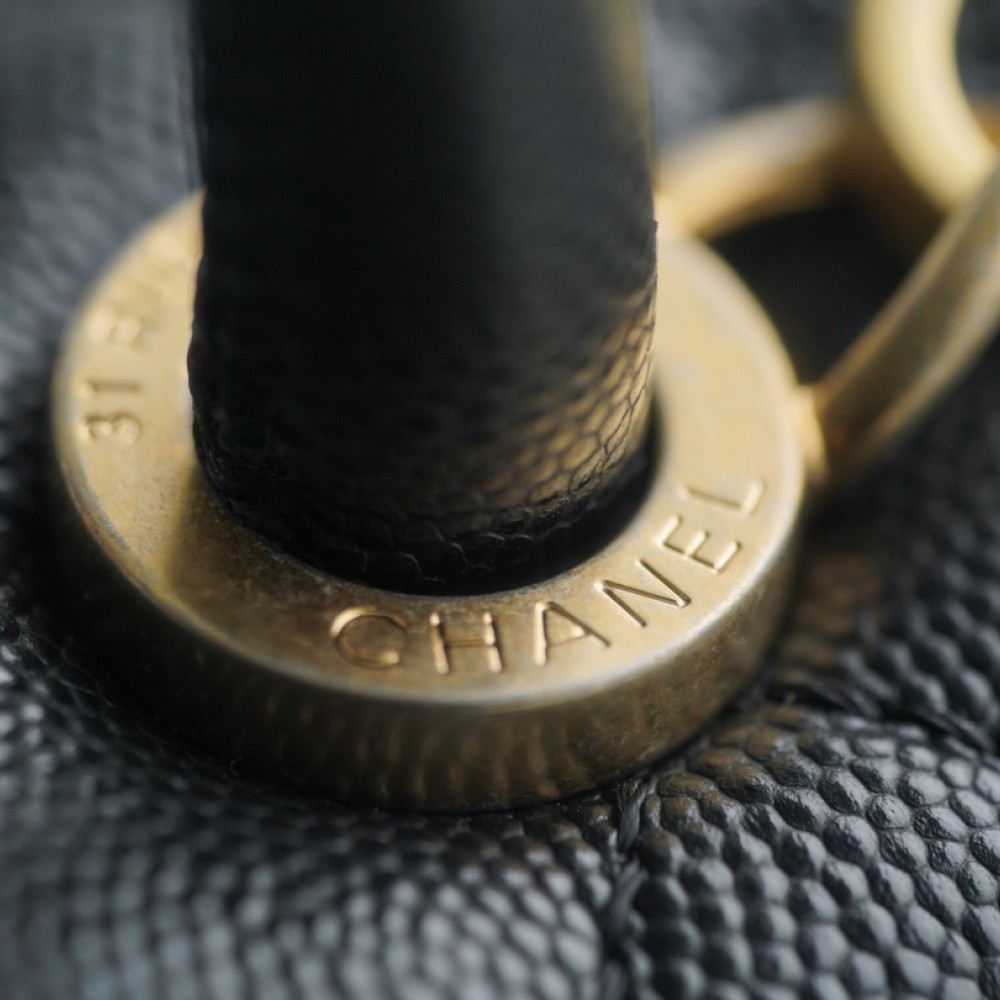 CHANEL MEDIUM HANDLE FLAP BAG CHANEL MEDIUM HANDLE FLAP BAG