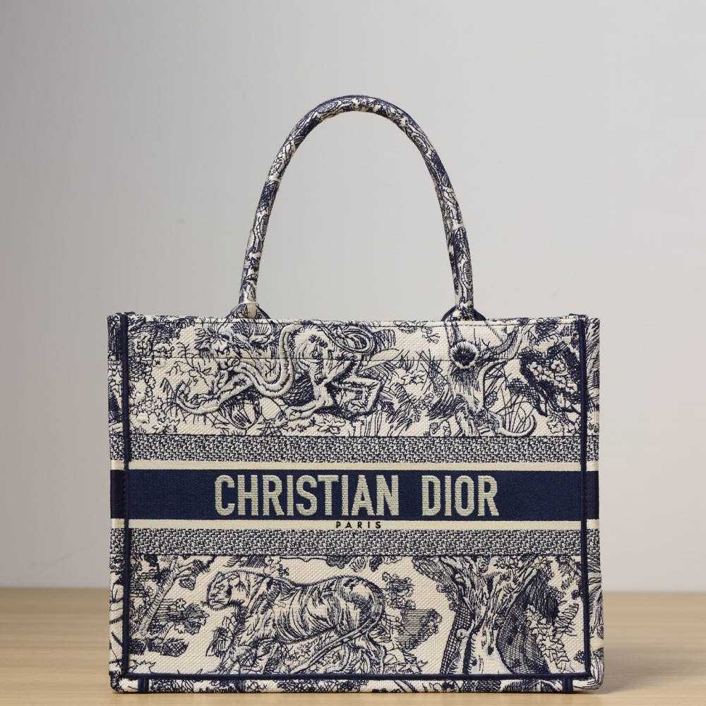 MEDIUM DIOR BOOK TOTE MEDIUM DIOR BOOK TOTE