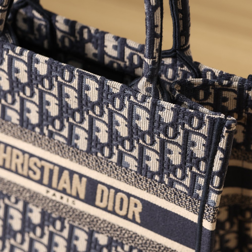 SMALL DIOR BOOK TOTE SMALL DIOR BOOK TOTE