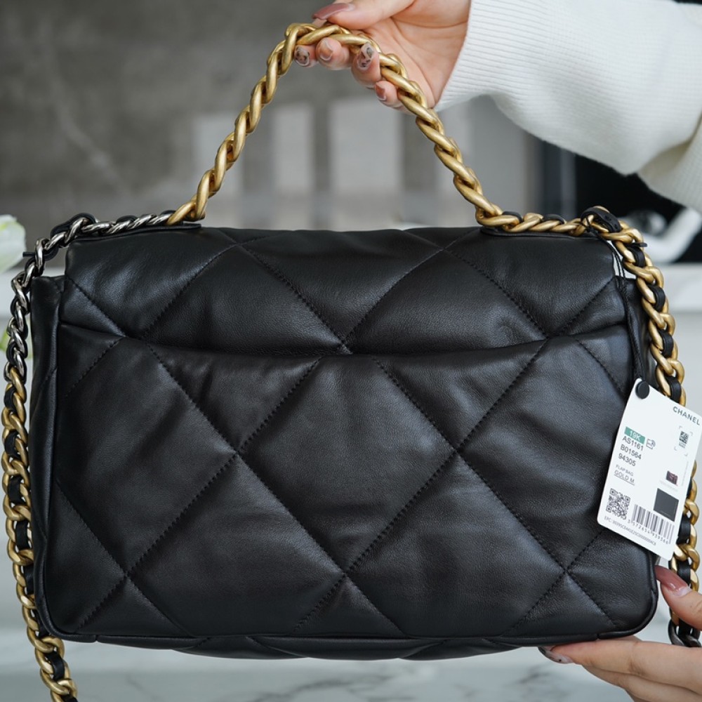 CHANEL MEDIUM 19 FLAP BAG CHANEL MEDIUM 19 FLAP BAG