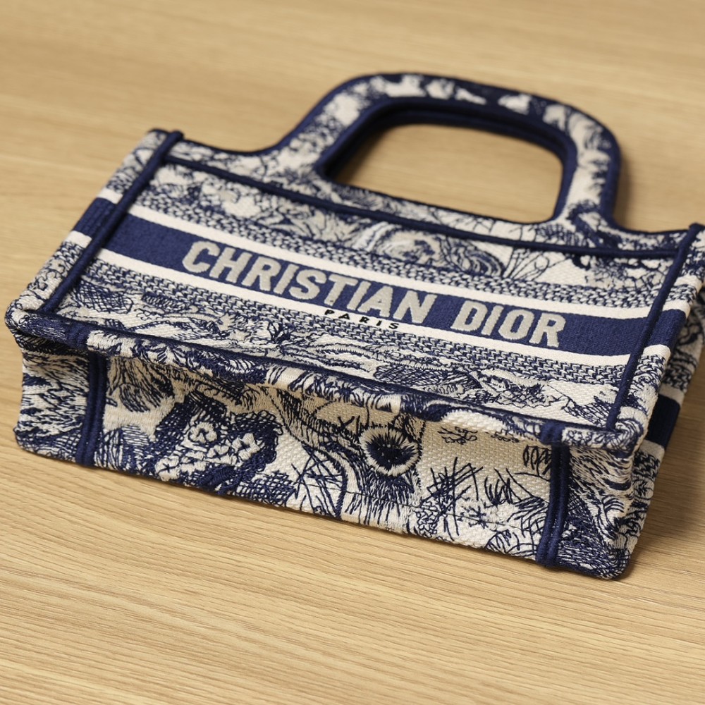 MINI DIOR BOOK TOTE MINI DIOR BOOK TOTE
