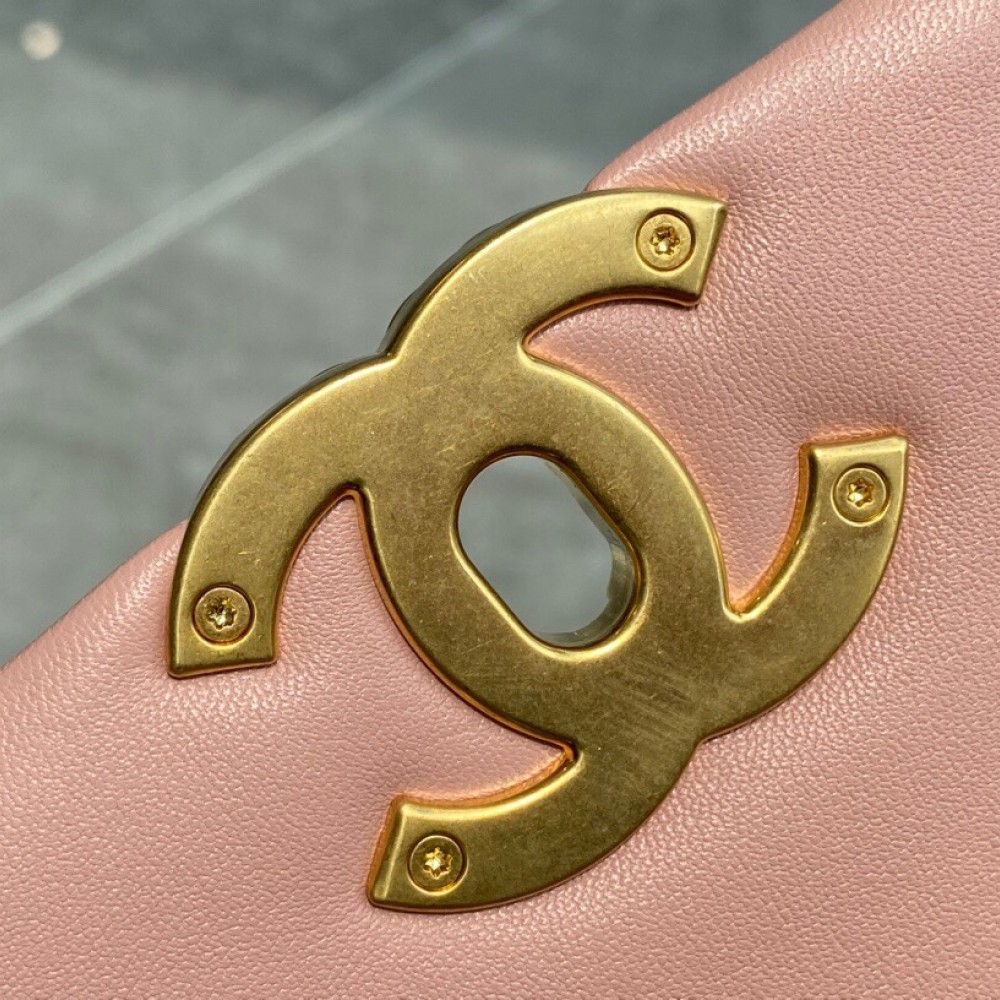 CHANEL MEDIUM 19 FLAP BAG CHANEL MEDIUM 19 FLAP BAG