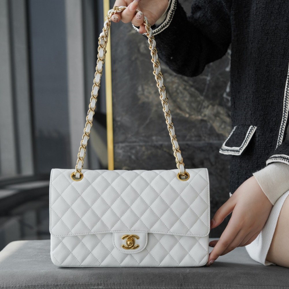 CHANEL MEDIUM DOUBLE FLAP BAG CHANEL MEDIUM DOUBLE FLAP BAG