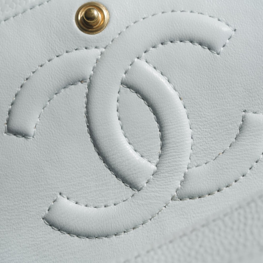 CHANEL MEDIUM DOUBLE FLAP BAG CHANEL MEDIUM DOUBLE FLAP BAG