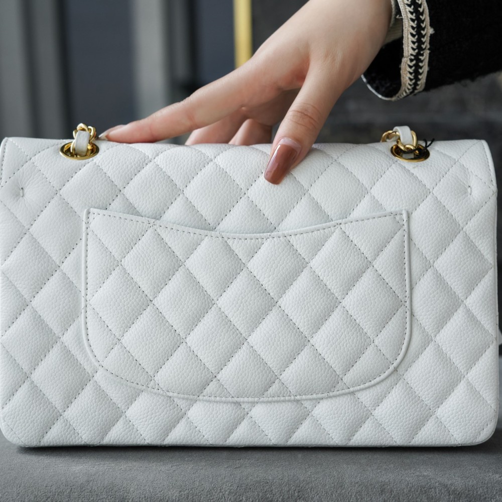 CHANEL MEDIUM DOUBLE FLAP BAG CHANEL MEDIUM DOUBLE FLAP BAG