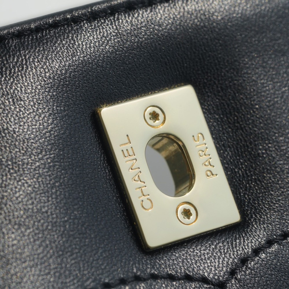 CHANEL SMALL HANDLE FLAP BAG CHANEL SMALL HANDLE FLAP BAG