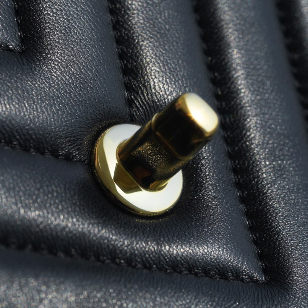 CHANEL SMALL HANDLE FLAP BAG CHANEL SMALL HANDLE FLAP BAG