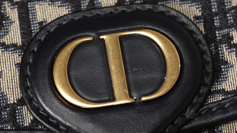 M9319UTZQ_M928 Details 1