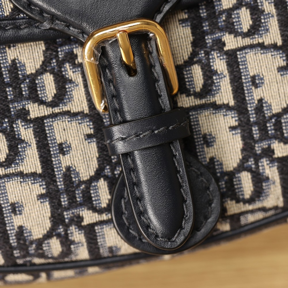 MEDIUM DIOR BOBBY BAG MEDIUM DIOR BOBBY BAG