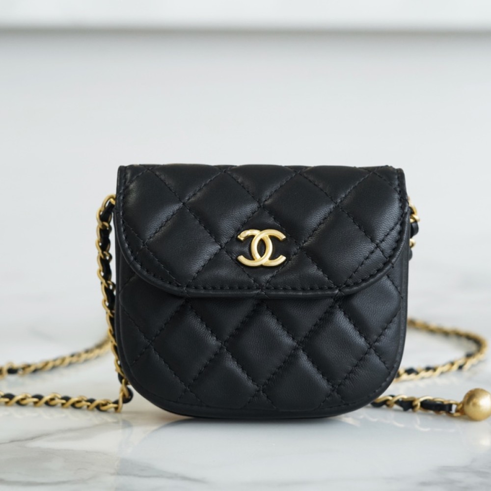 CHANEL PEARL CRUSH WAIST BAG CHANEL PEARL CRUSH WAIST BAG