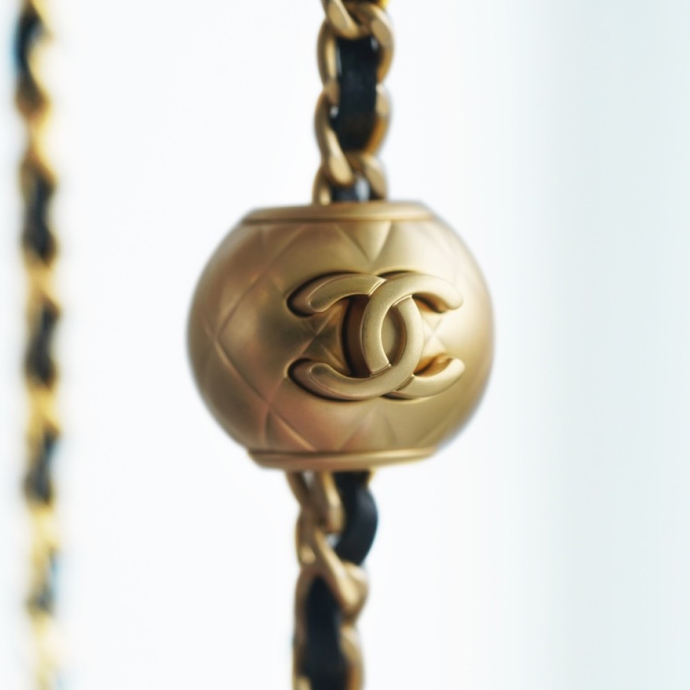 CHANEL PEARL CRUSH WAIST BAG CHANEL PEARL CRUSH WAIST BAG
