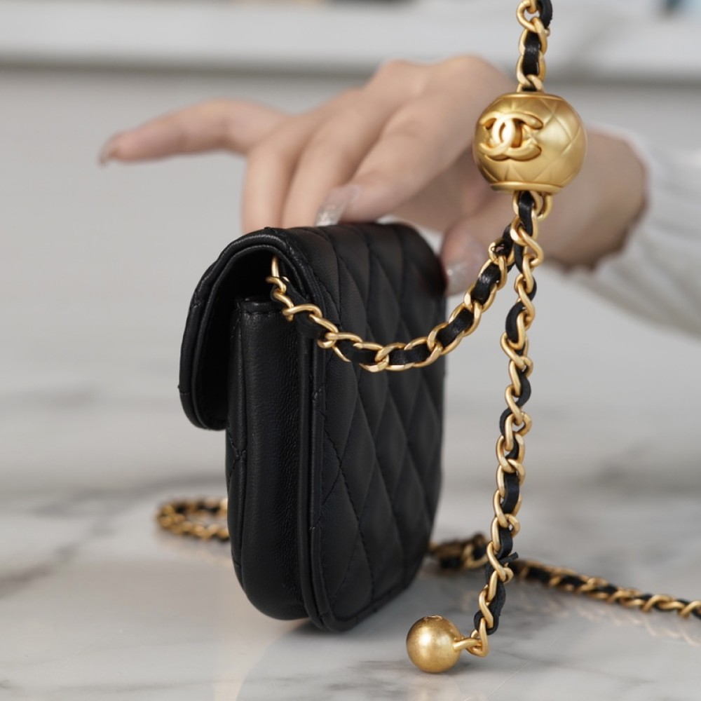CHANEL PEARL CRUSH WAIST BAG CHANEL PEARL CRUSH WAIST BAG