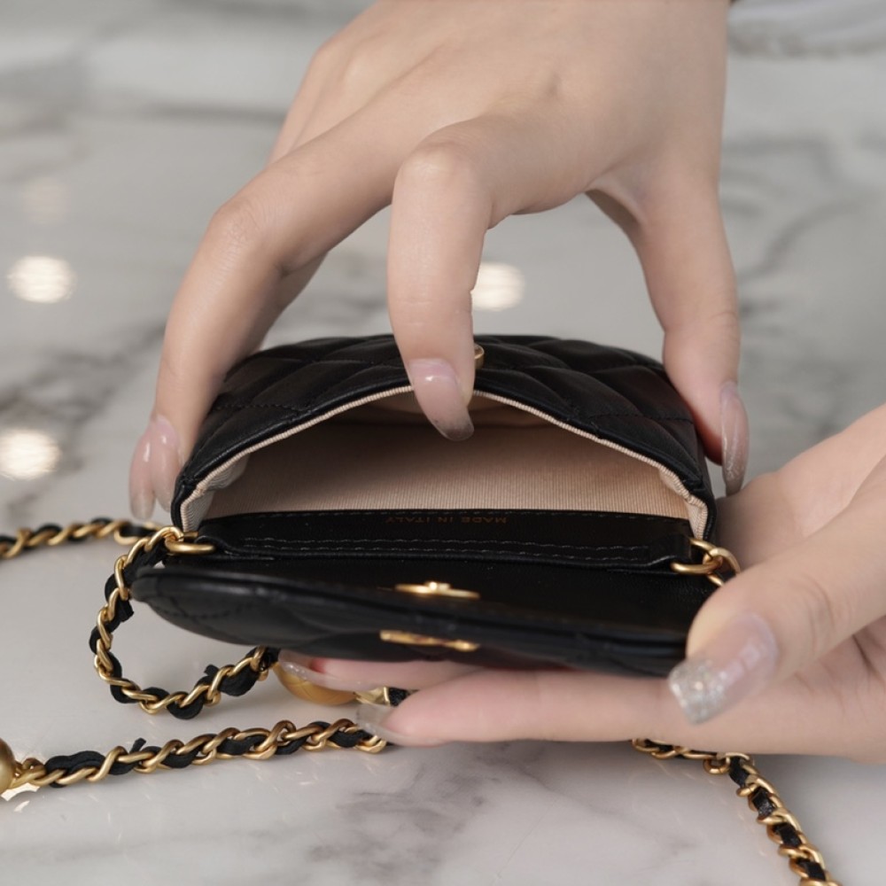 CHANEL PEARL CRUSH WAIST BAG CHANEL PEARL CRUSH WAIST BAG