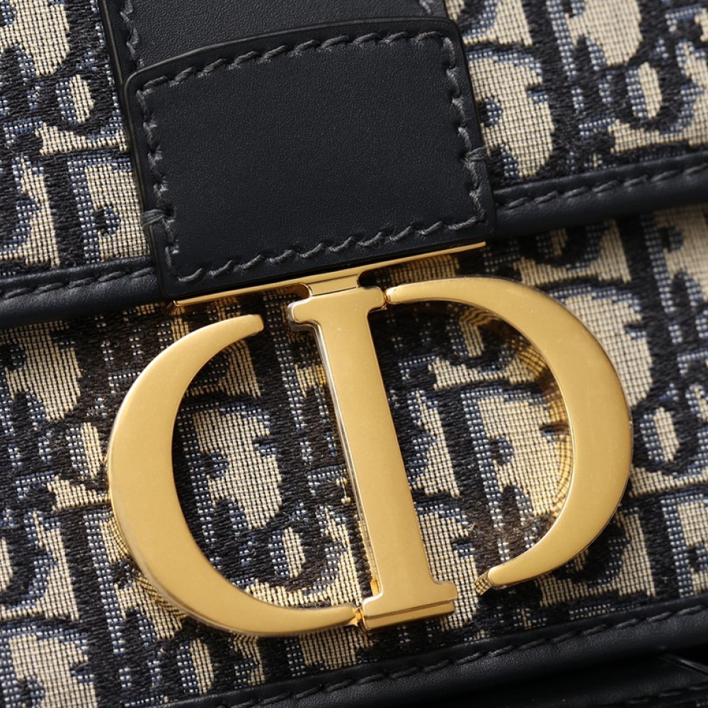 SMALL 30 MONTAIGNE BAG SMALL 30 MONTAIGNE BAG