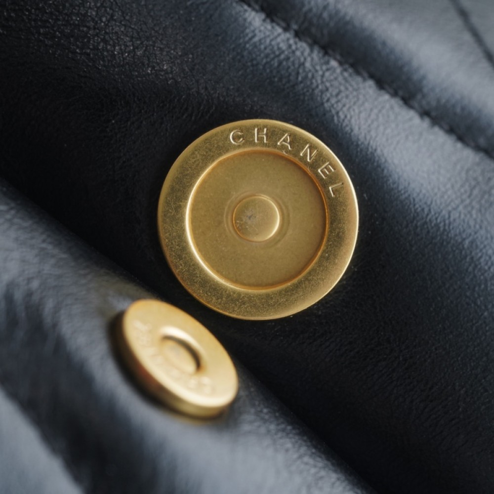 CHANEL 22 SMALL BAG CHANEL 22 SMALL BAG