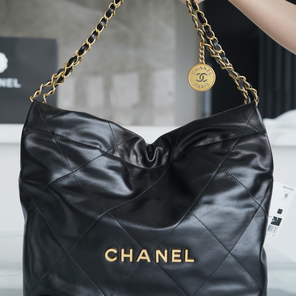CHANEL 22 SMALL BAG CHANEL 22 SMALL BAG