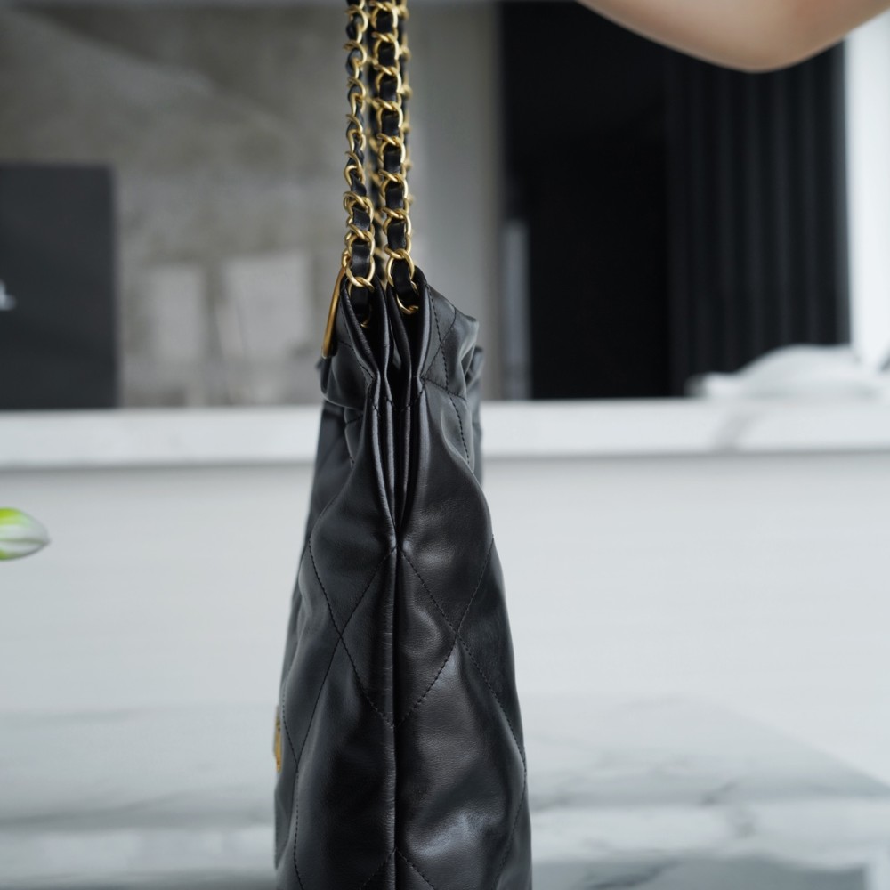 CHANEL 22 SMALL BAG CHANEL 22 SMALL BAG