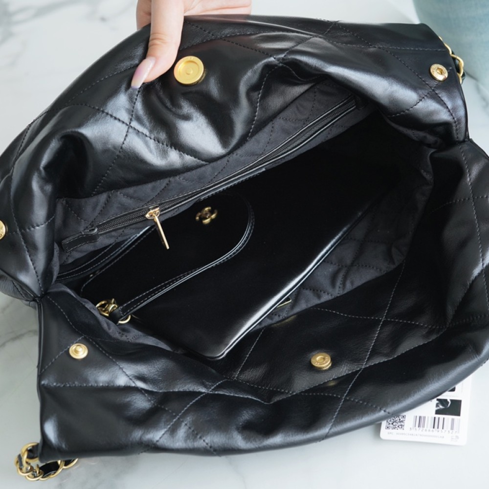 CHANEL 22 SMALL BAG CHANEL 22 SMALL BAG