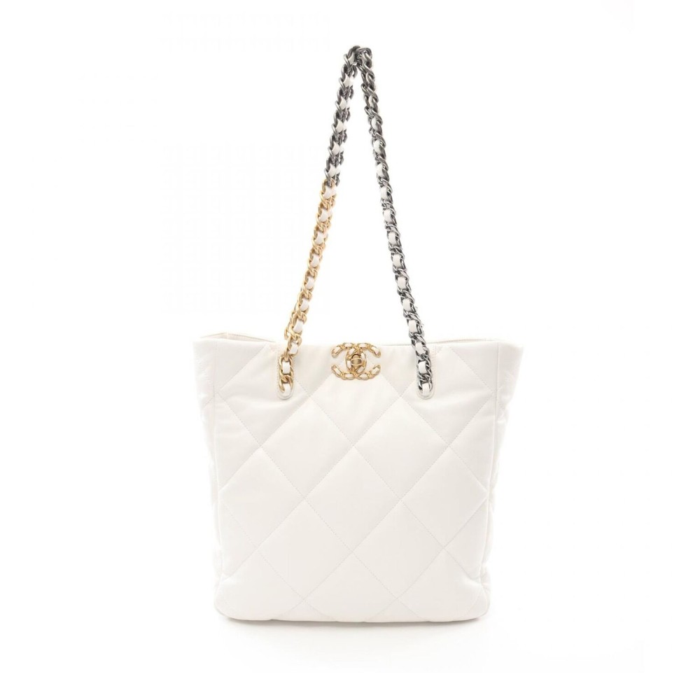 CHANEL 19 EAST WEST SHOPPING BAG CHANEL 19 EAST WEST SHOPPING BAG