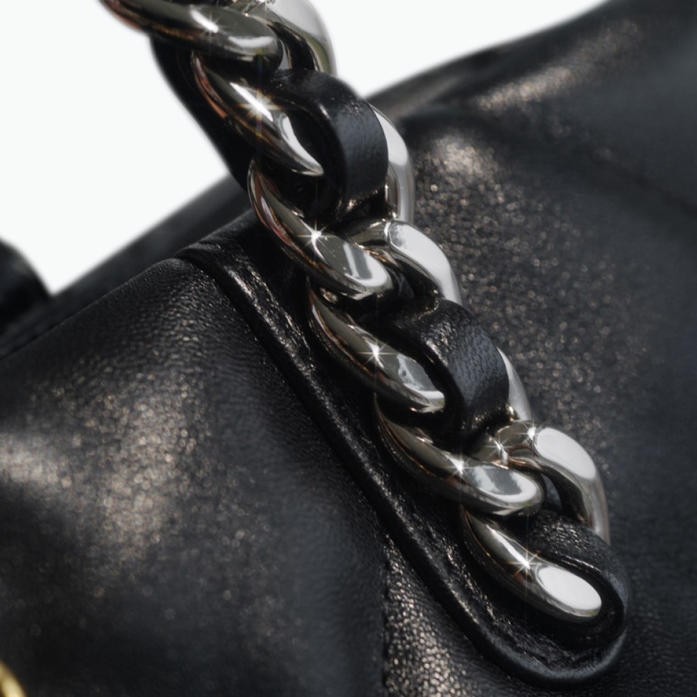 CHANEL 19 EAST WEST SHOPPING BAG CHANEL 19 EAST WEST SHOPPING BAG