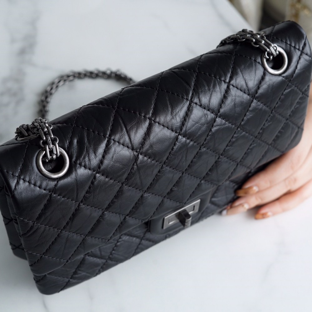 CHANEL 2.55 SMALL FLAP BAG CHANEL 2.55 SMALL FLAP BAG