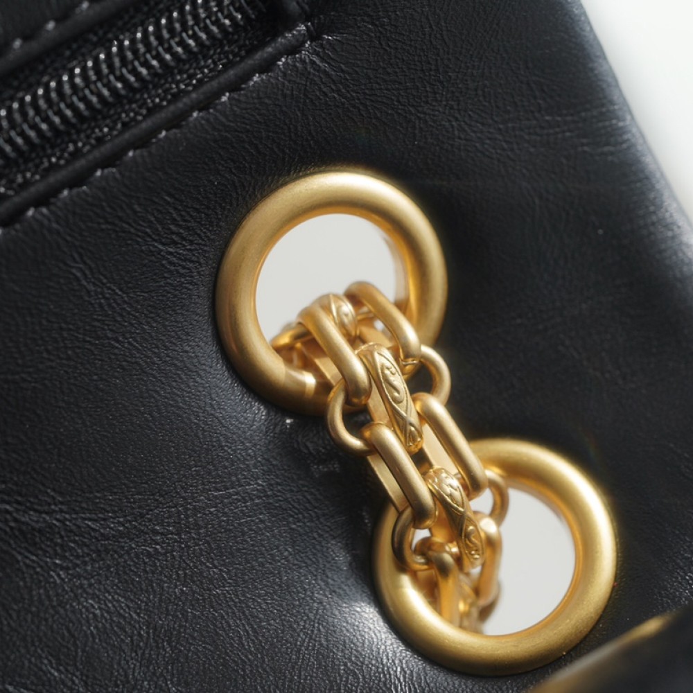 CHANEL 2.55 SMALL FLAP BAG CHANEL 2.55 SMALL FLAP BAG