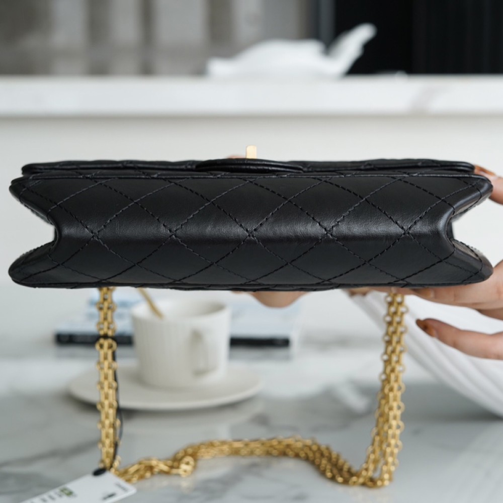 CHANEL 2.55 SMALL FLAP BAG CHANEL 2.55 SMALL FLAP BAG