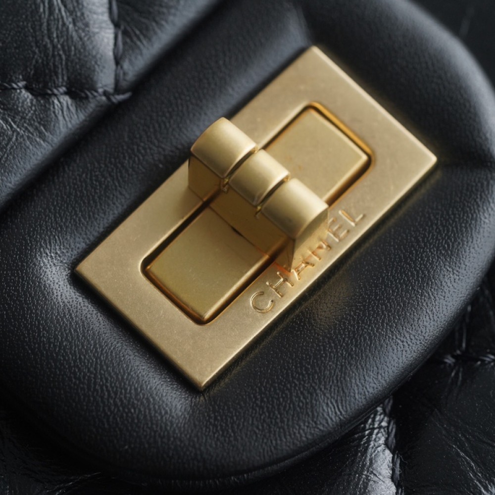 CHANEL 2.55 MINI FLAP BAG CHANEL 2.55 MINI FLAP BAG