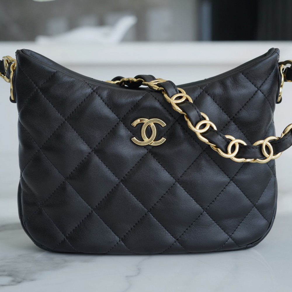 CHANEL LINKS HOBO BAG CHANEL LINKS HOBO BAG