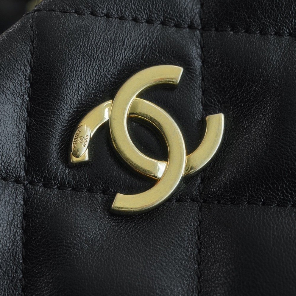CHANEL LINKS HOBO BAG CHANEL LINKS HOBO BAG