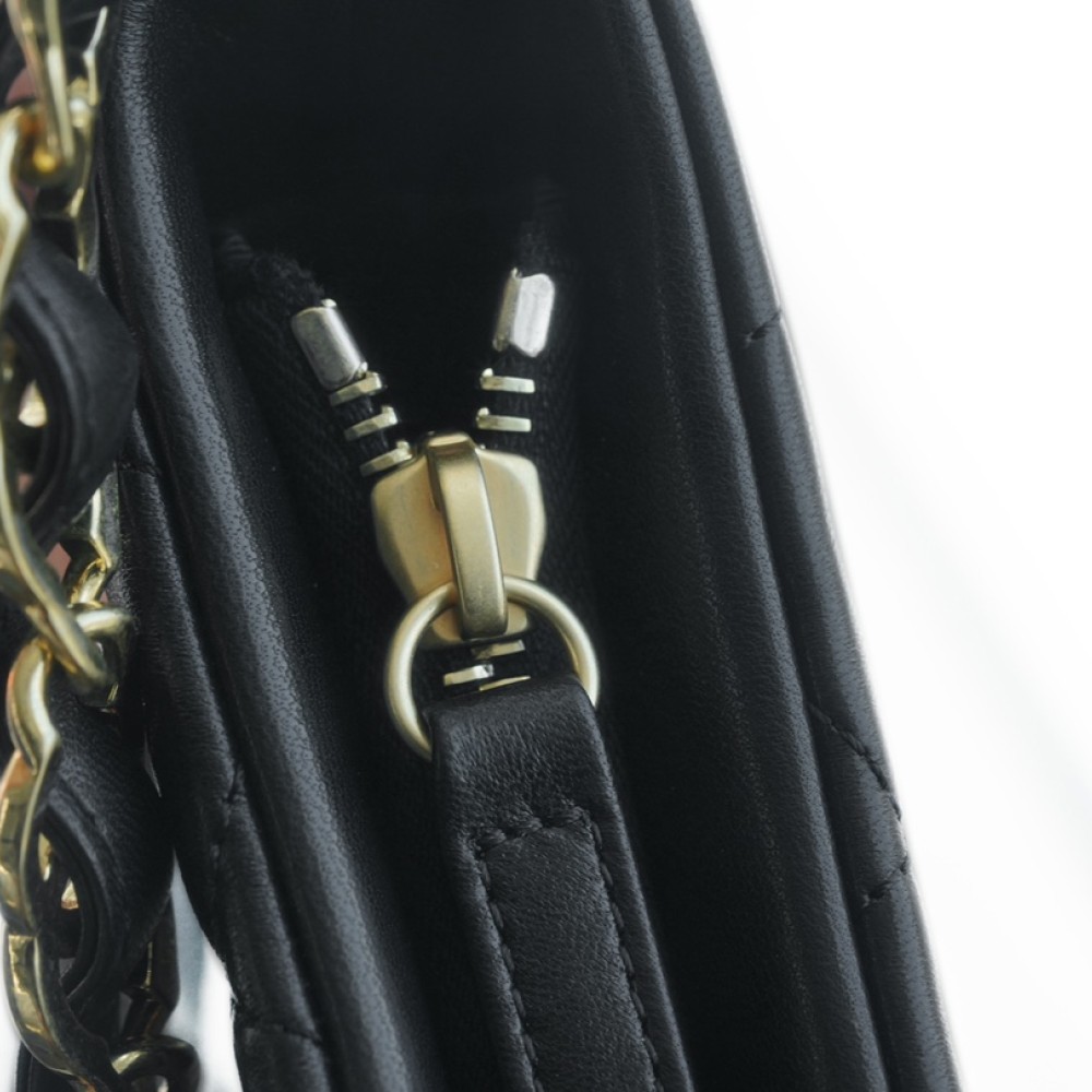 CHANEL LINKS HOBO BAG CHANEL LINKS HOBO BAG