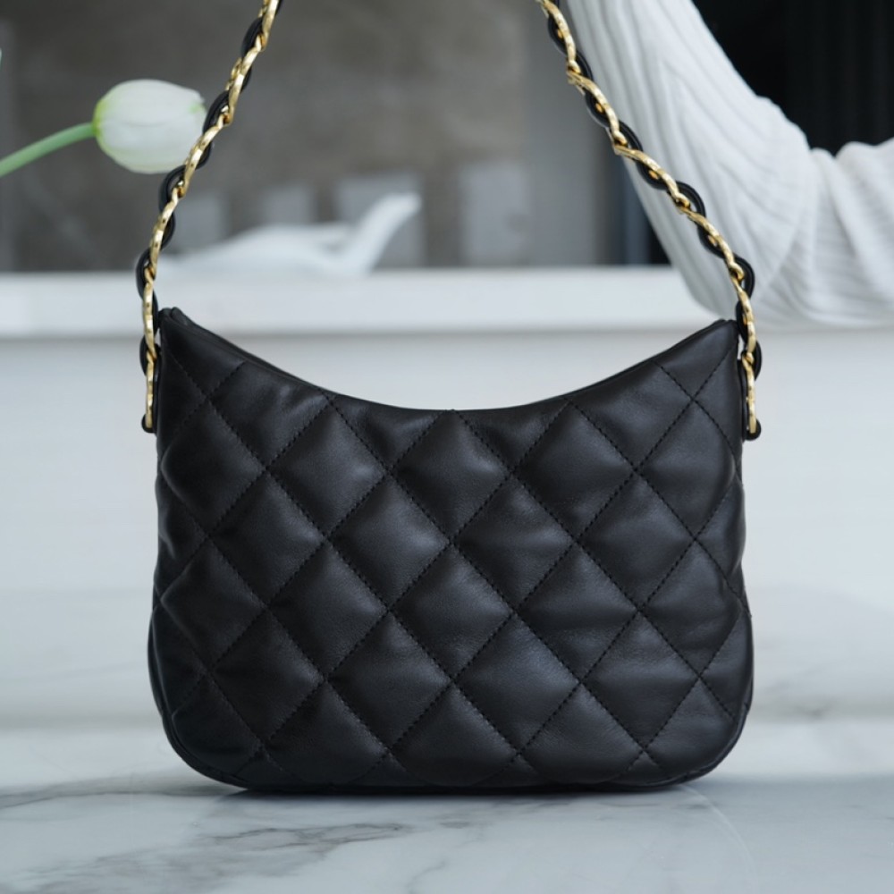 CHANEL LINKS HOBO BAG CHANEL LINKS HOBO BAG