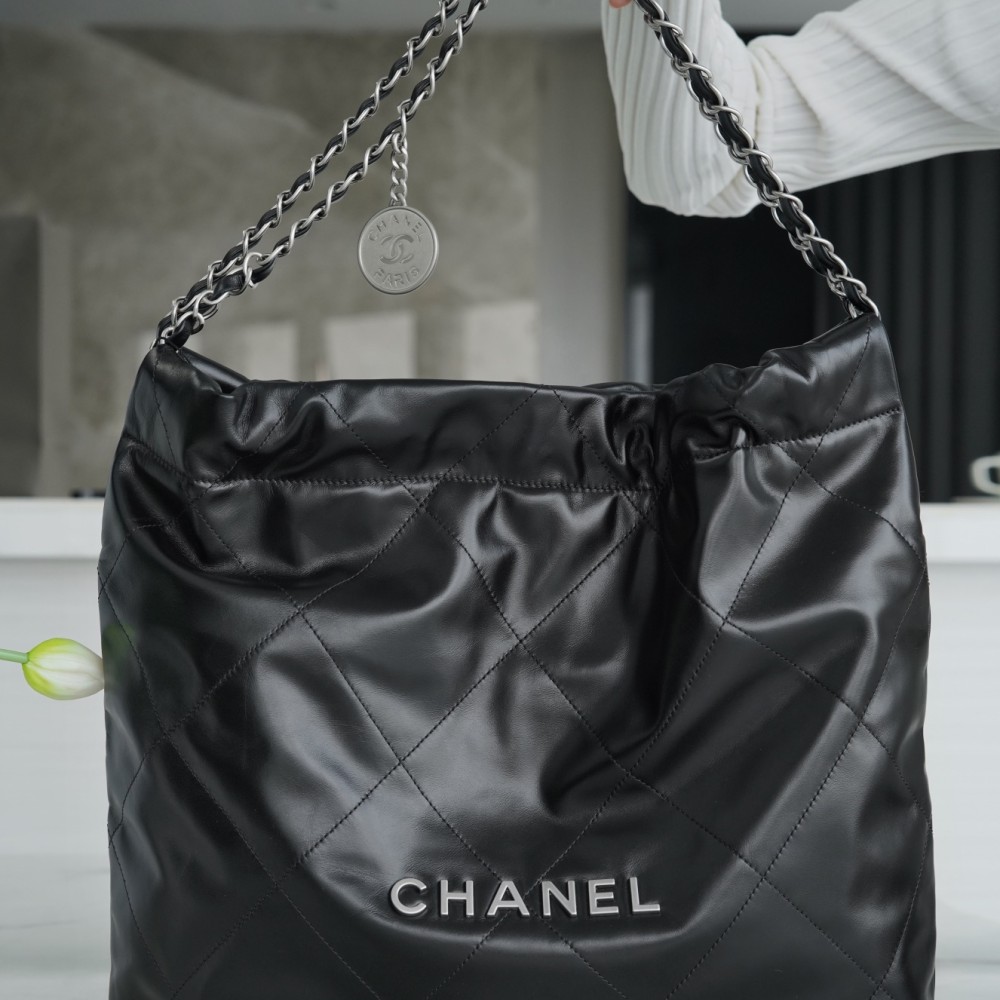 CHANEL 22 MEDIUM BAG CHANEL 22 MEDIUM BAG