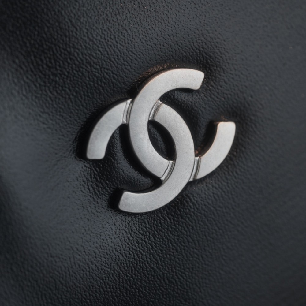 CHANEL 22 MEDIUM BAG CHANEL 22 MEDIUM BAG