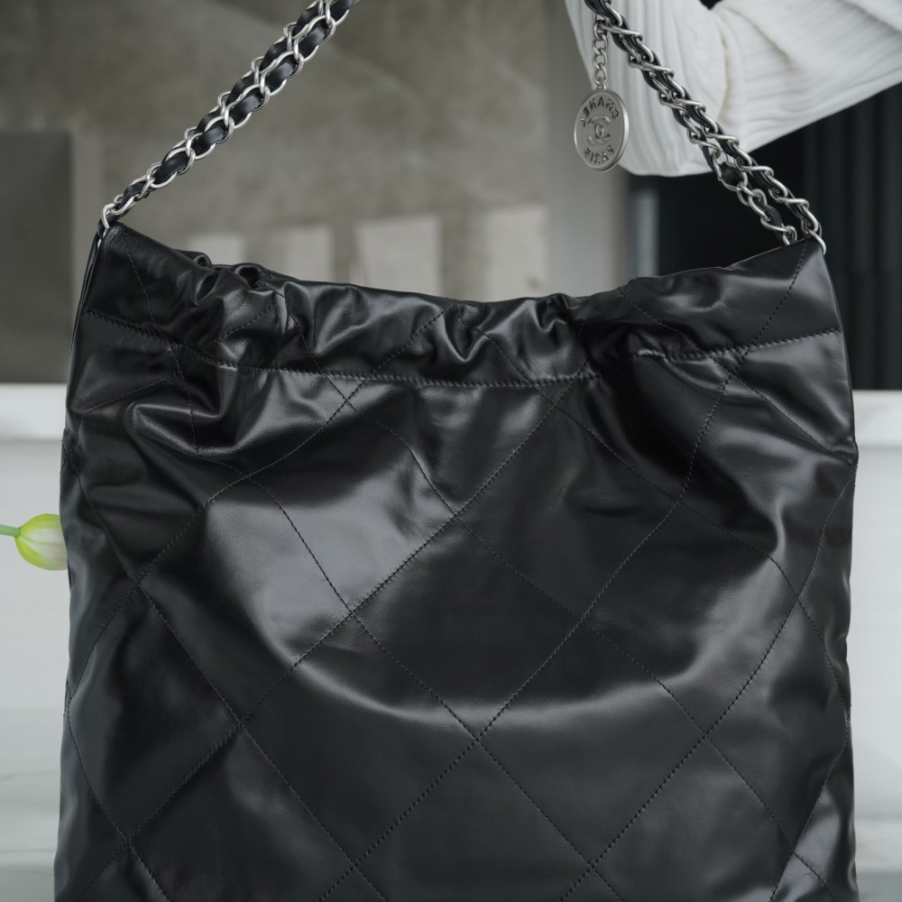 CHANEL 22 MEDIUM BAG CHANEL 22 MEDIUM BAG