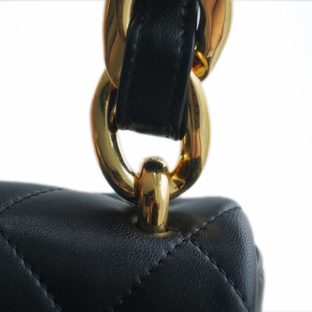 CHANEL MINI FUNKY TOWN FLAP BAG CHANEL MINI FUNKY TOWN FLAP BAG