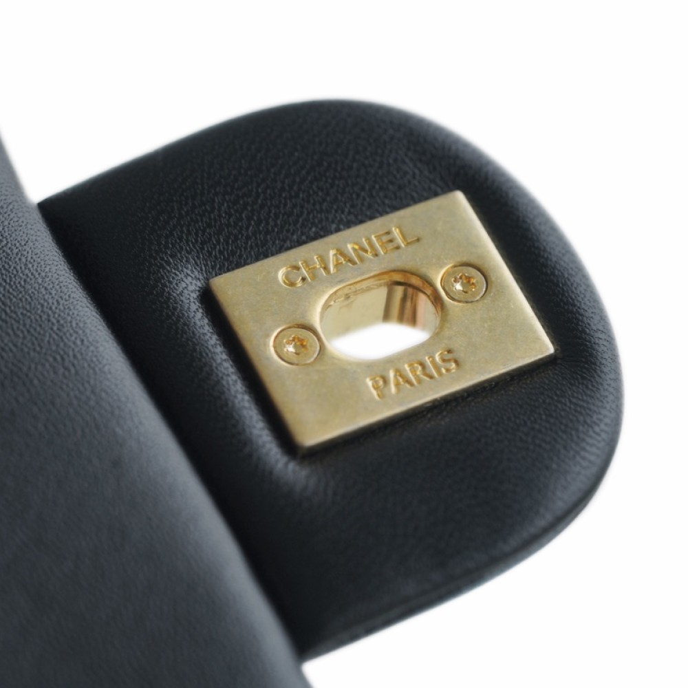 CHANEL MINI FUNKY TOWN FLAP BAG CHANEL MINI FUNKY TOWN FLAP BAG