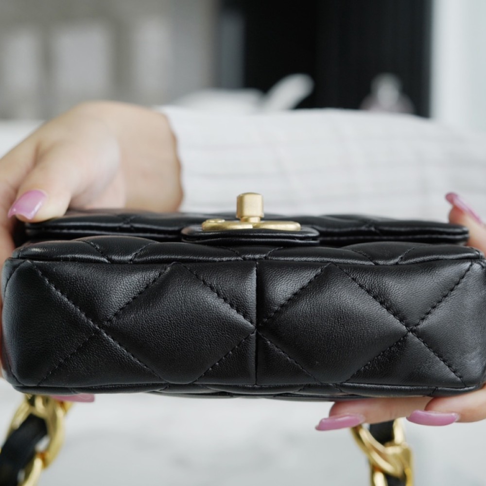 CHANEL MINI FUNKY TOWN FLAP BAG CHANEL MINI FUNKY TOWN FLAP BAG